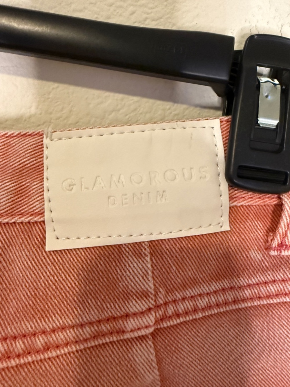 Glamorous Faded Pink Denim High-Rise Jean Shorts - Picture 4 of 4